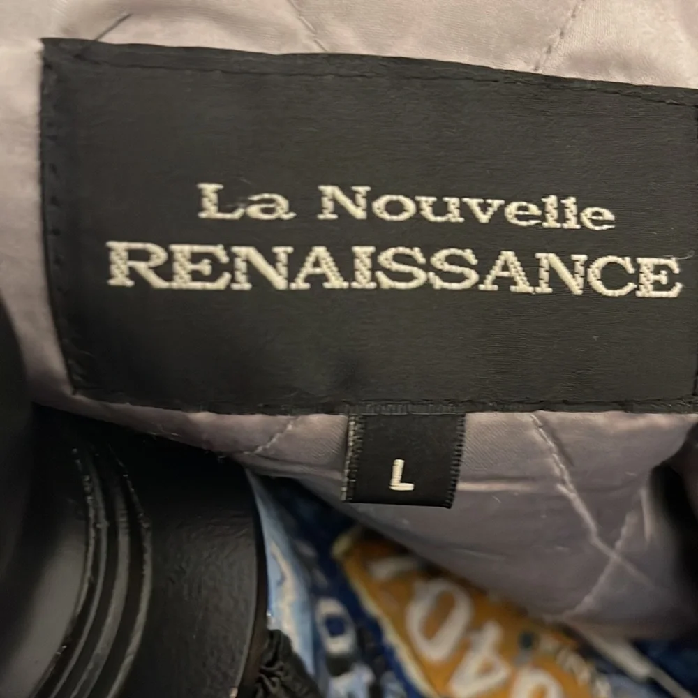 Women’s Peacoat - Picture 3 of 3